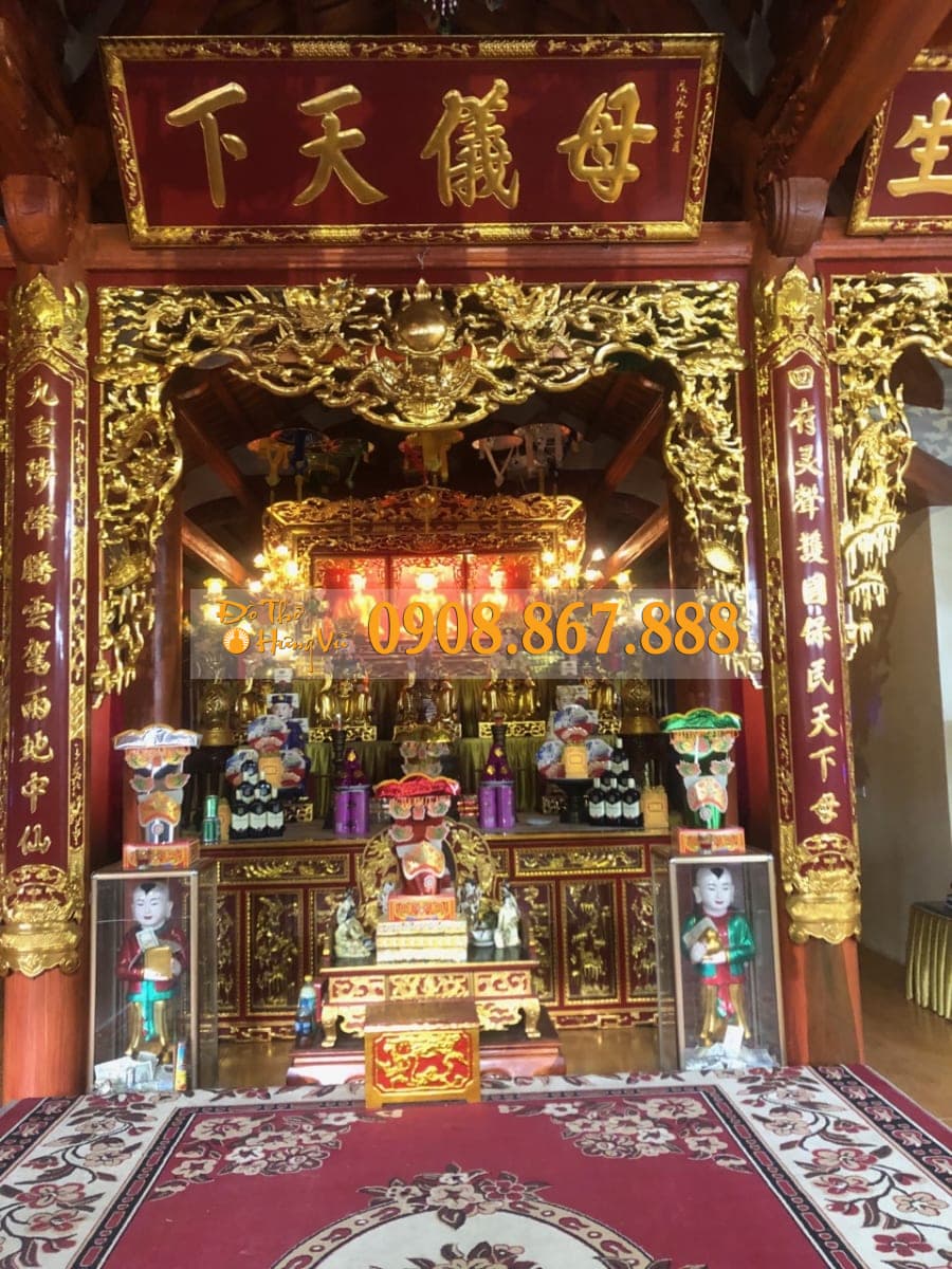 Câu đối thờ tứ phủ ở điện thờ