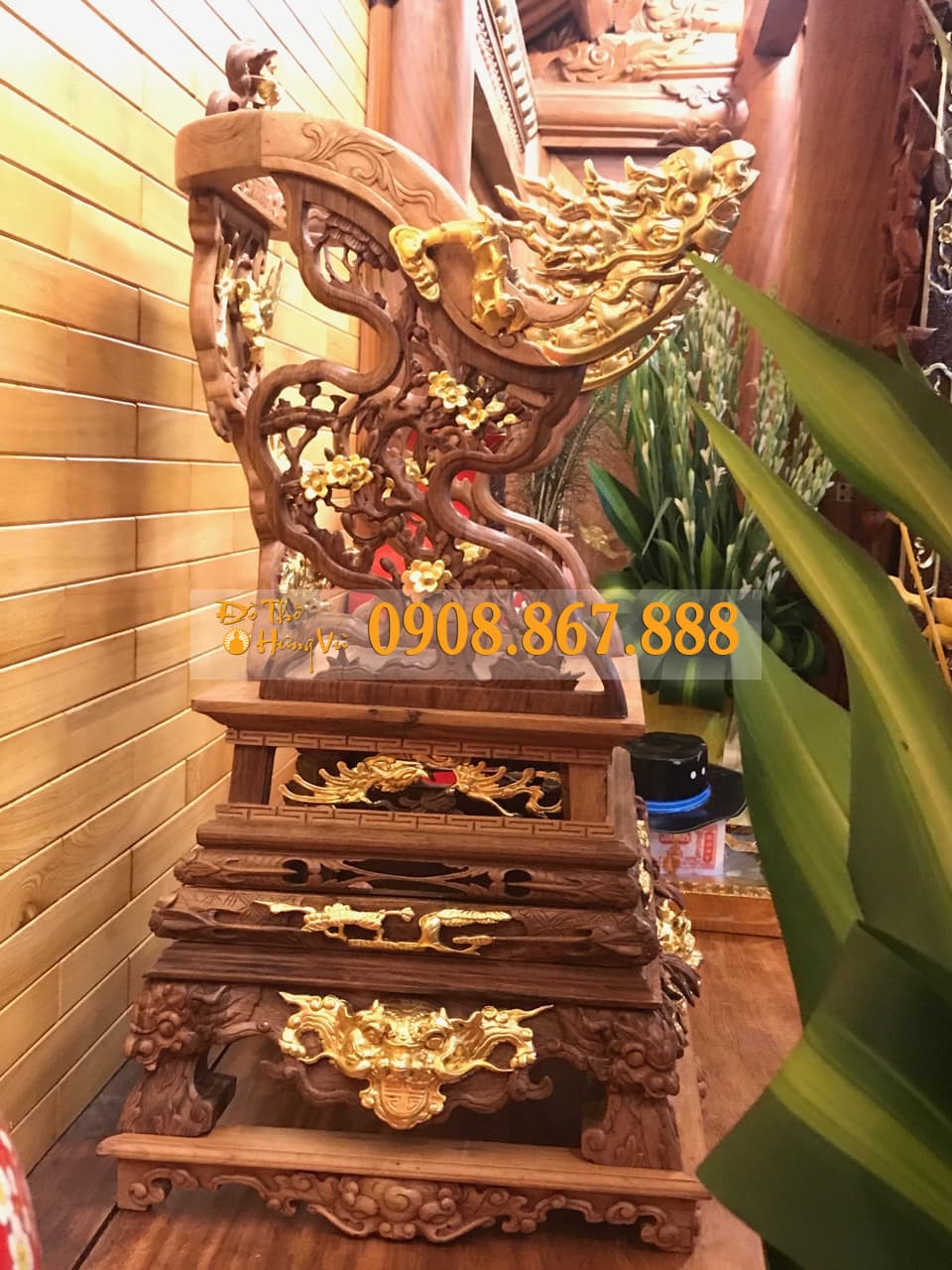 Dát vàng đồ thờ nhà anh Phương tại Long Biên