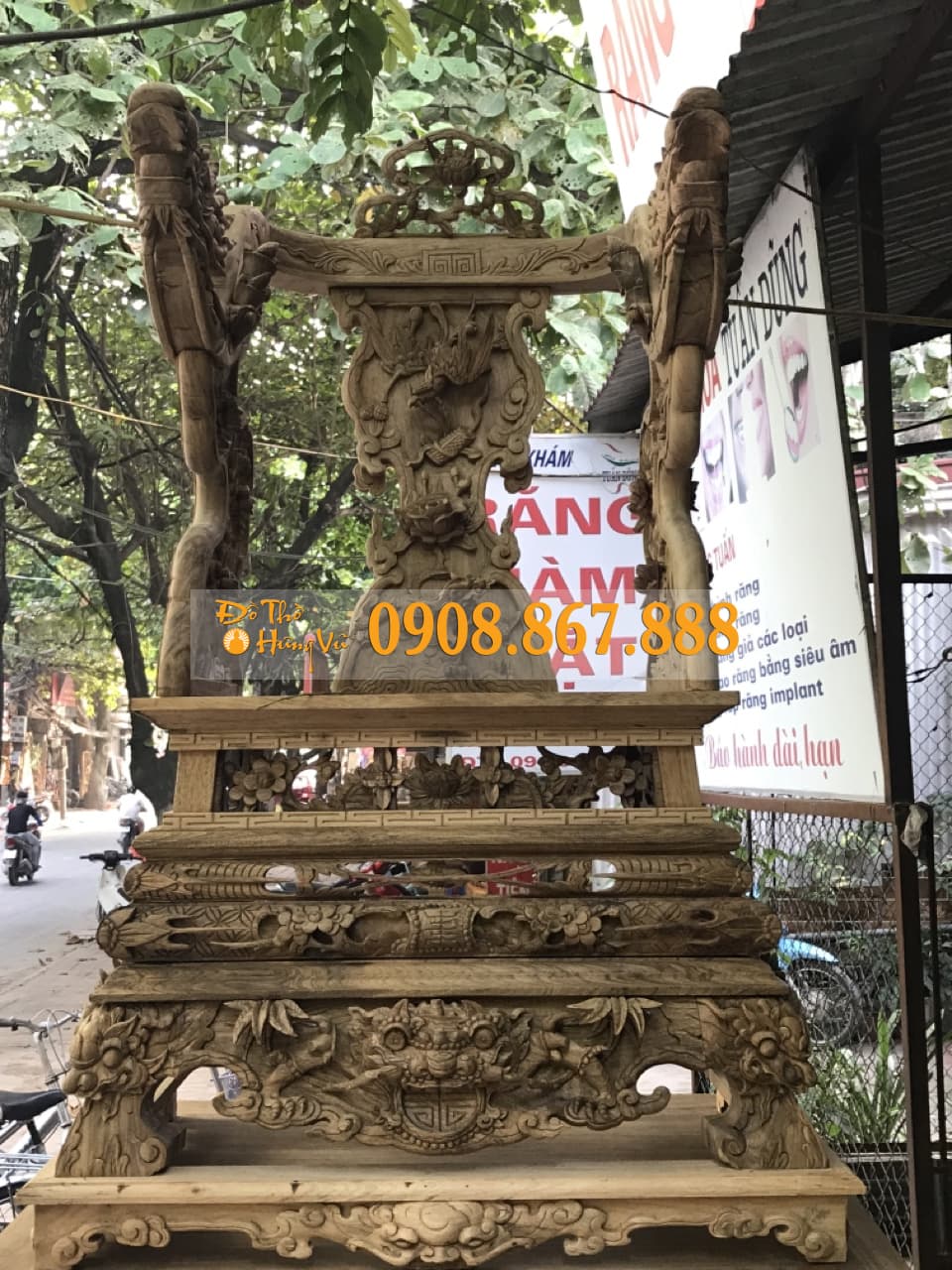 Ngai Thờ Bằng Gỗ Gụ 001 Ngai Thờ Bằng Gỗ Gụ 001