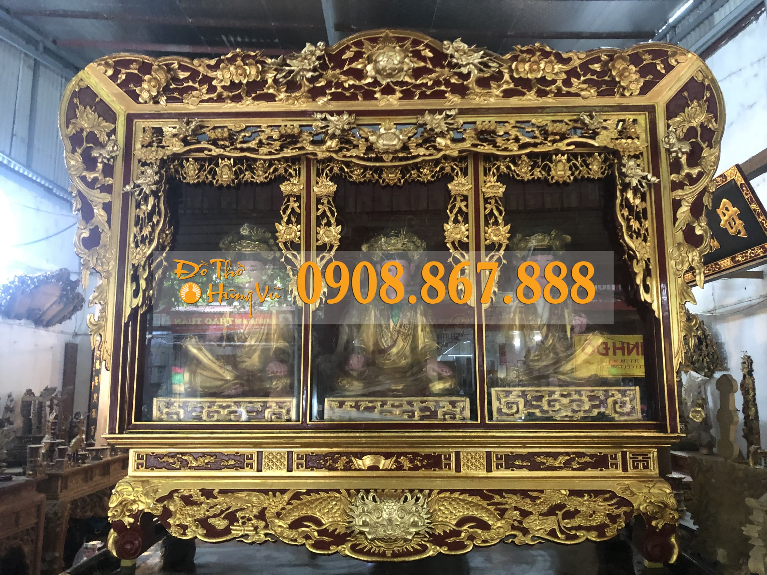 Tượng thờ điện tứ phủ