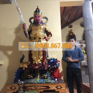 Tượng Hộ Pháp Bằng Gỗ