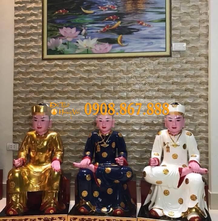 Mẫu tượng thờ tại Đền - Điện