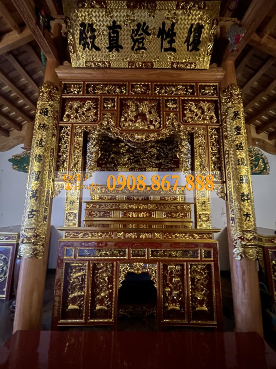 Điện thờ nhà chị Hà tại Hà Đông