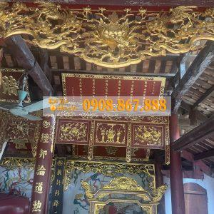 Y môn thờ bằng gỗ