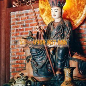 Tượng Địa Tạng Vương Bồ Tát - Gỗ Mít , Sơn Son Thếp Vàng . Tượng Địa Tạng Vương Bồ Tát - Gỗ Mít , Sơn Son Thếp Vàng .