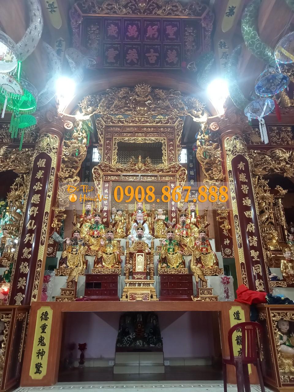 Mẫu hoành phi câu đối ở chùa bằng gỗ